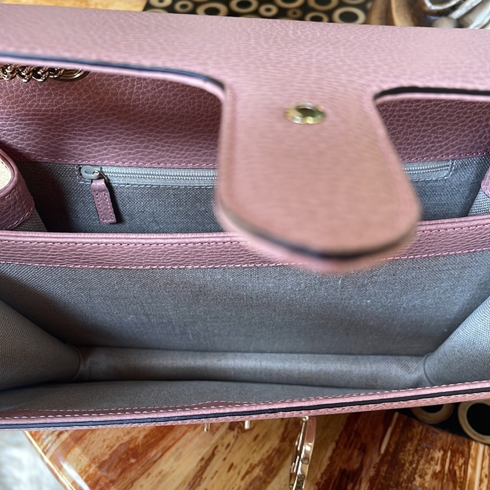 Gucci Interlocking Medium Leather Bag - image 6